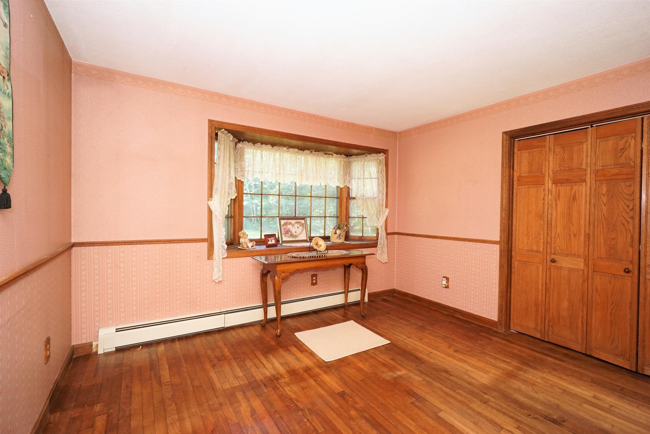 108 Windham Road Pelham, NH 03076 - Photo 12 of 40