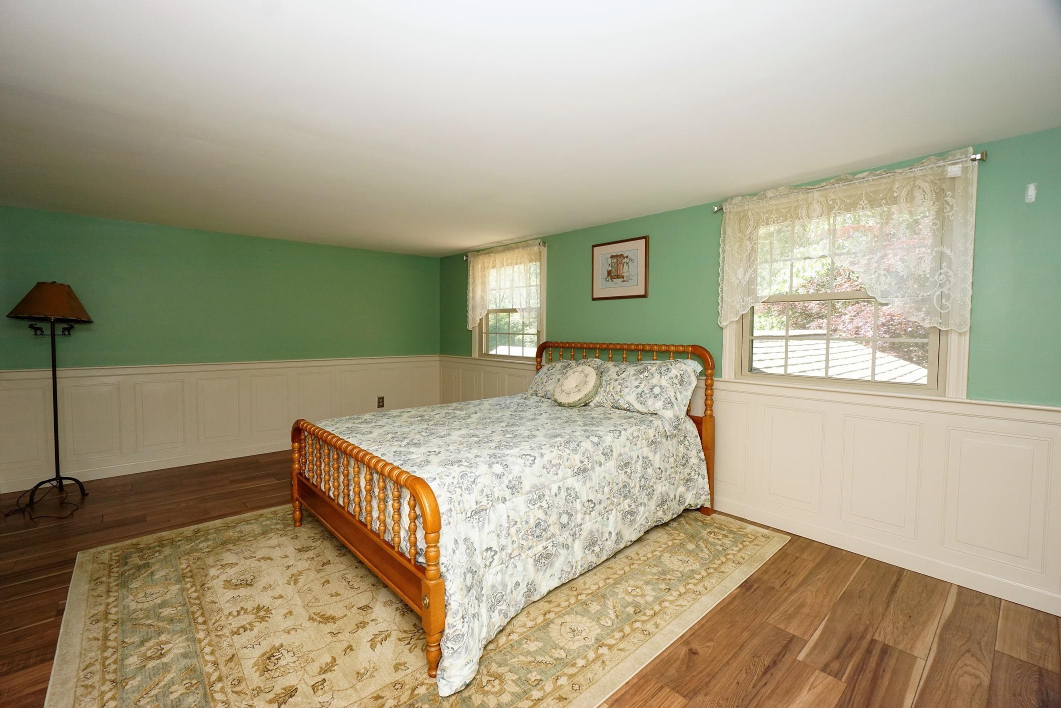108 Windham Road Pelham, NH 03076 - Photo 22 of 40
