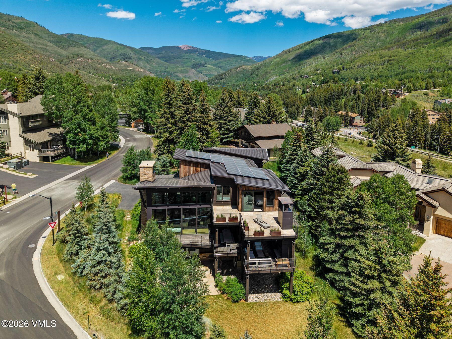 2440 Chamonix Lane Vail, CO 81657 - Photo 12 of 54 photo_online_011