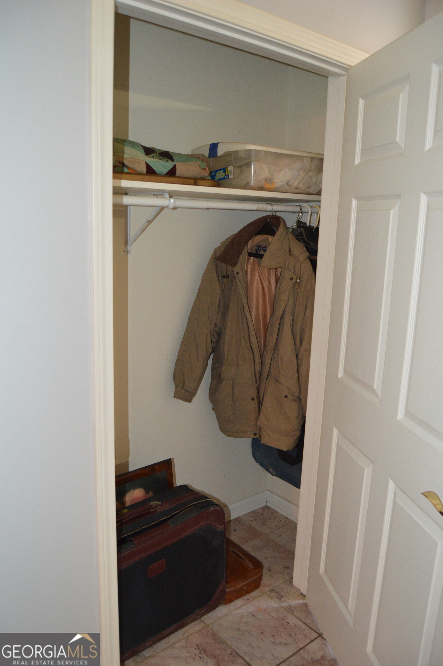 424 Law House Road Toccoa, GA 30577 - Photo 18 of 38 a view of walk in closet