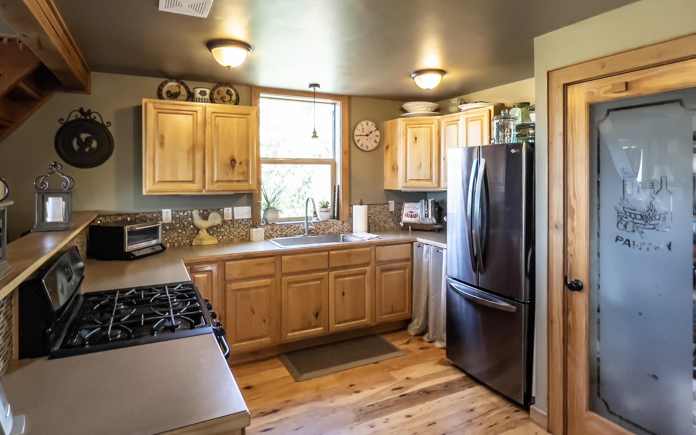2239 F Scott Road Rice, WA 99167 - Photo 8 of 30