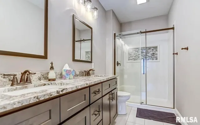 $2,700 | 3309 Telford Drive, Springfield, IL 62711