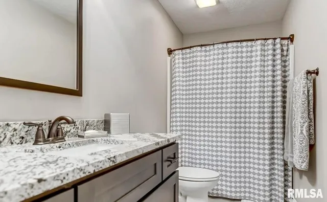 $2,700 | 3309 Telford Drive, Springfield, IL 62711