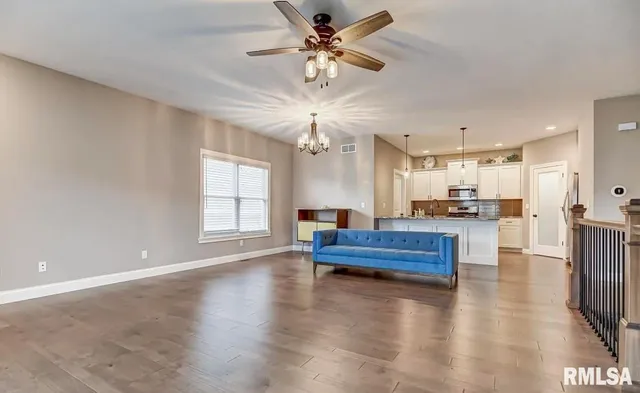 $2,700 | 3309 Telford Drive, Springfield, IL 62711