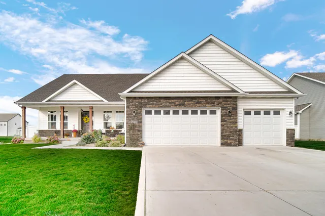 $450,000 | 1732 Stellar Street, Hobart, IN 46342