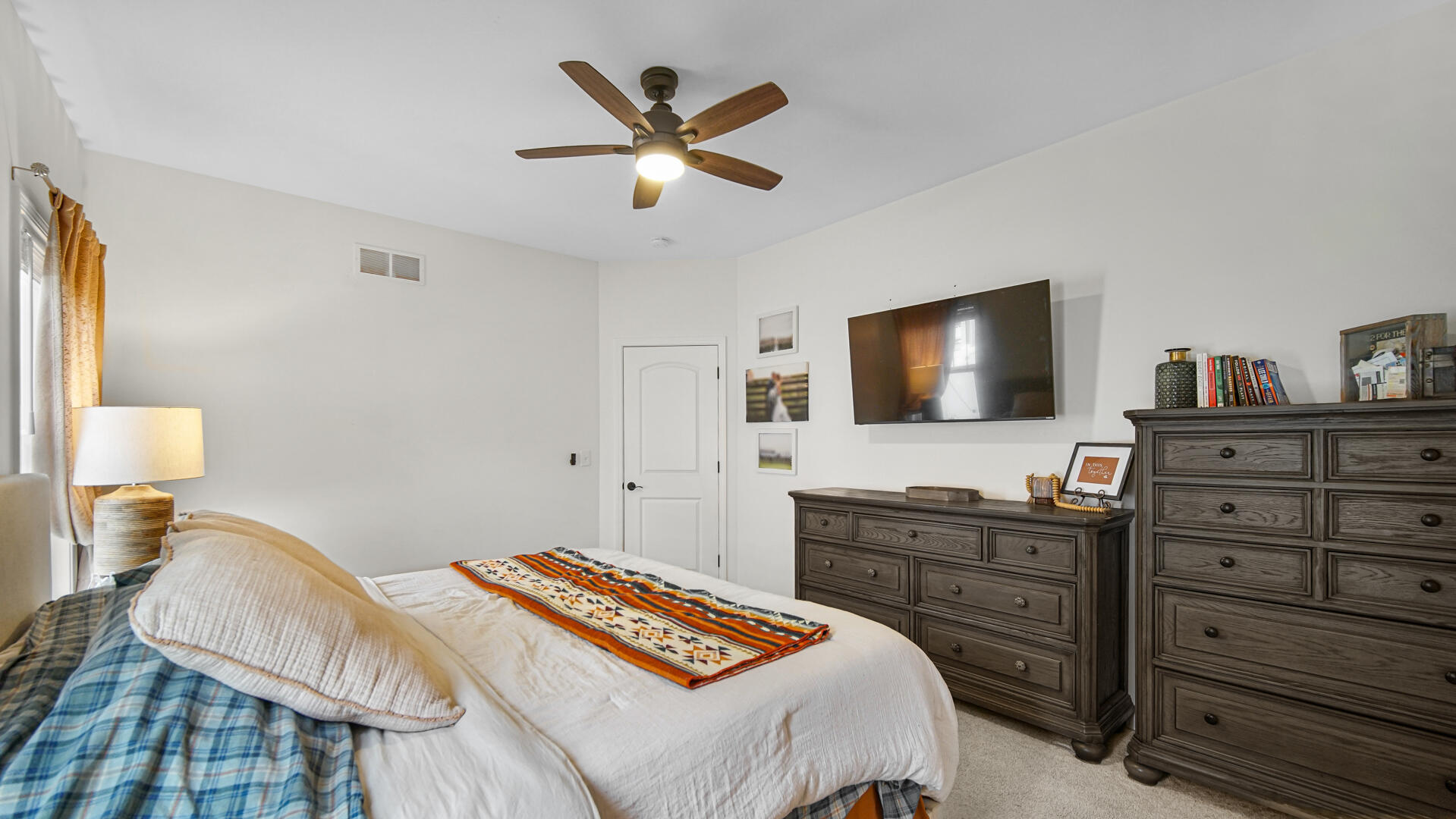 1732 Stellar Street Hobart, IN 46342 - Photo 13 of 31 1919x1080