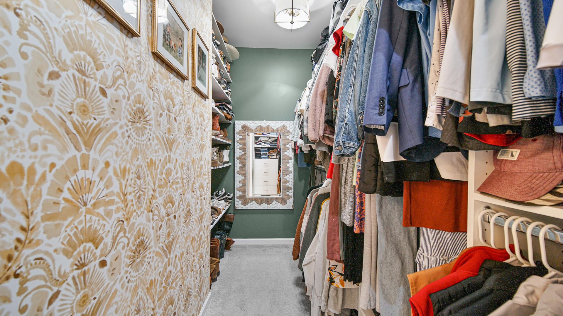 1732 Stellar Street Hobart, IN 46342 - Photo 14 of 31 1919x1080