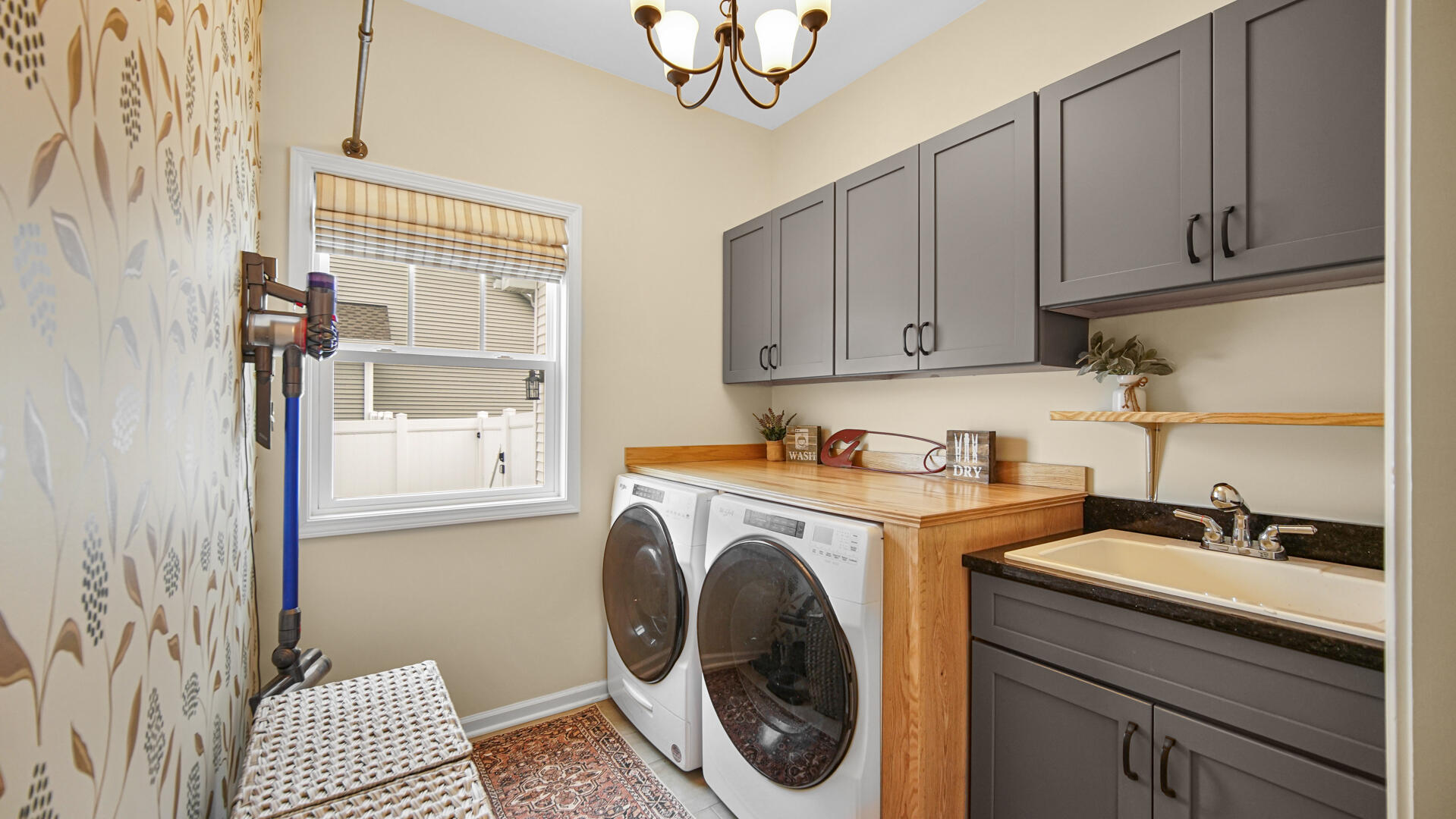 1732 Stellar Street Hobart, IN 46342 - Photo 20 of 31 1919x1080