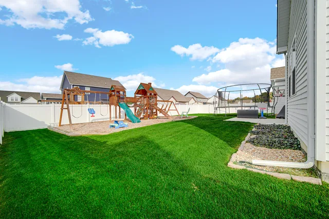 $450,000 | 1732 Stellar Street, Hobart, IN 46342