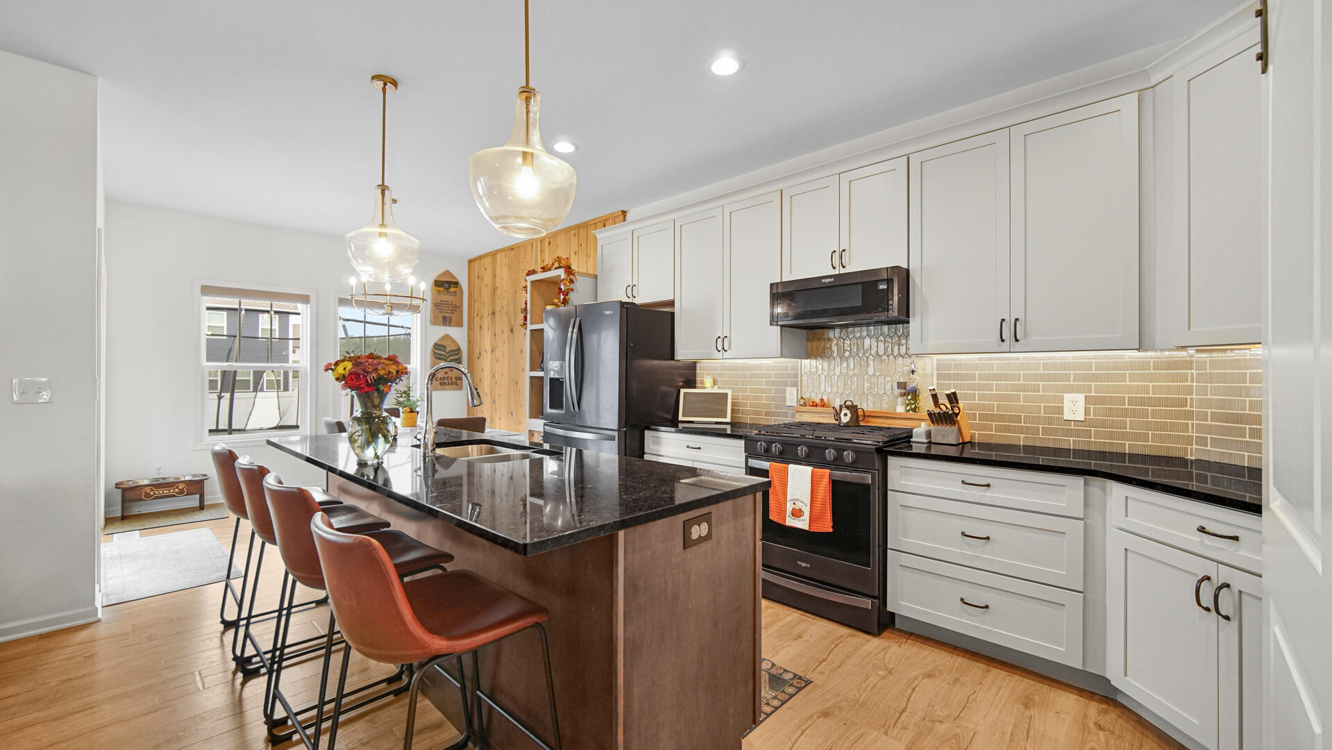 1732 Stellar Street Hobart, IN 46342 - Photo 8 of 31 1919x1080