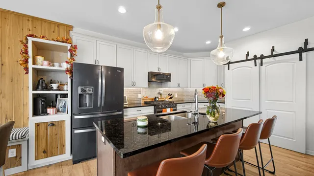 $450,000 | 1732 Stellar Street, Hobart, IN 46342