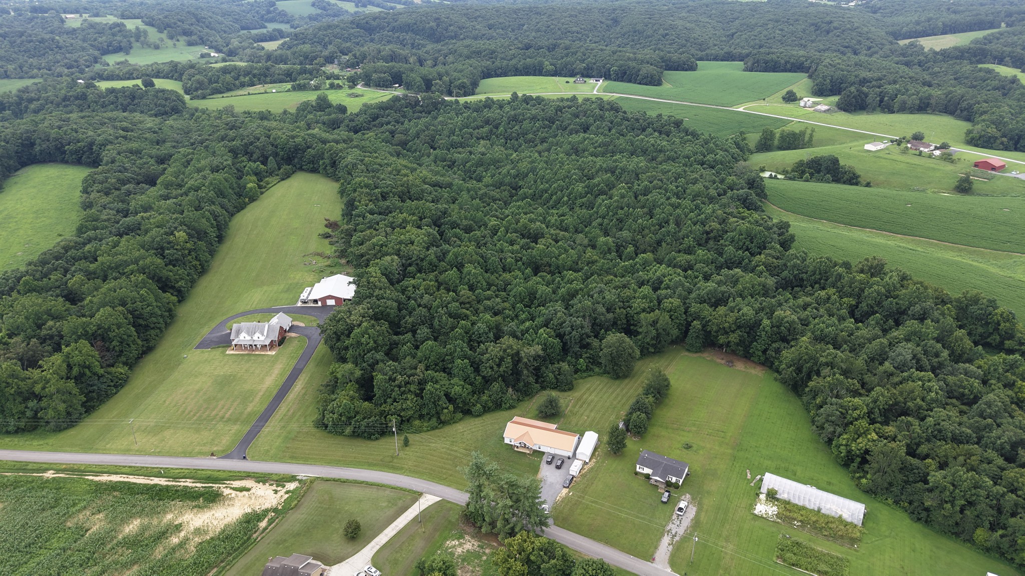 4423 Highland Road Lafayette, TN 37083 - Photo 16 of 32