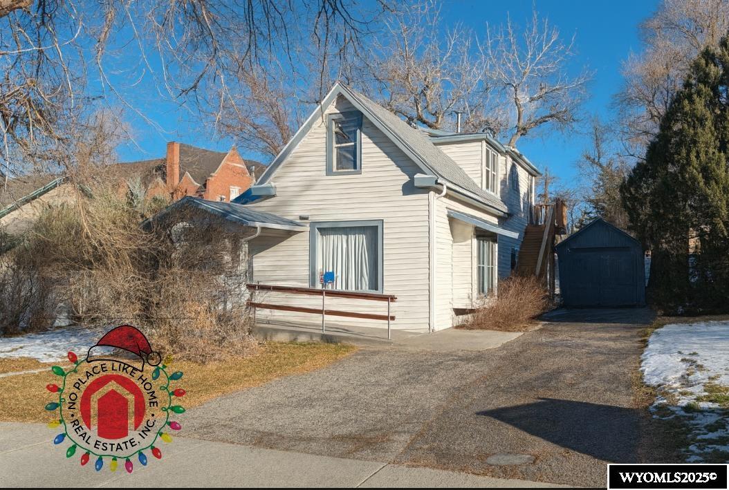 833 South Center Street Casper, WY 82601 - Photo 1 of 26
