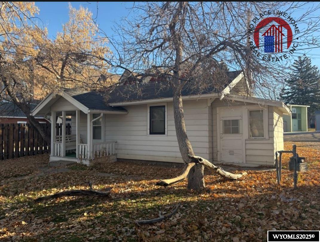 833 South Center Street Casper, WY 82601 - Photo 2 of 26