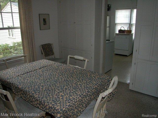 FORMAL DINING RM, BUILT-INS