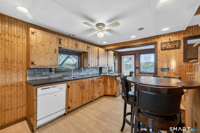 $539,900 | 30 Beach View Road, Voluntown, CT 06384