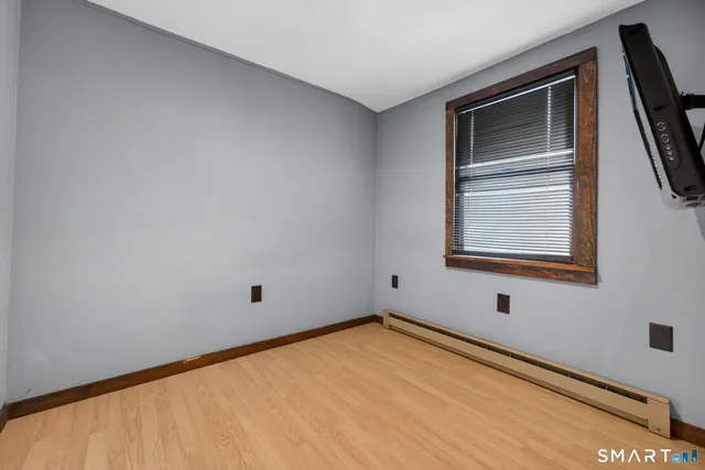 $539,900 | 30 Beach View Road, Voluntown, CT 06384