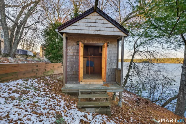 $539,900 | 30 Beach View Road, Voluntown, CT 06384