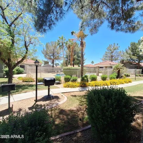 $193,000 | 2929 West Yorkshire Drive, Unit 1040, Phoenix, AZ 85027