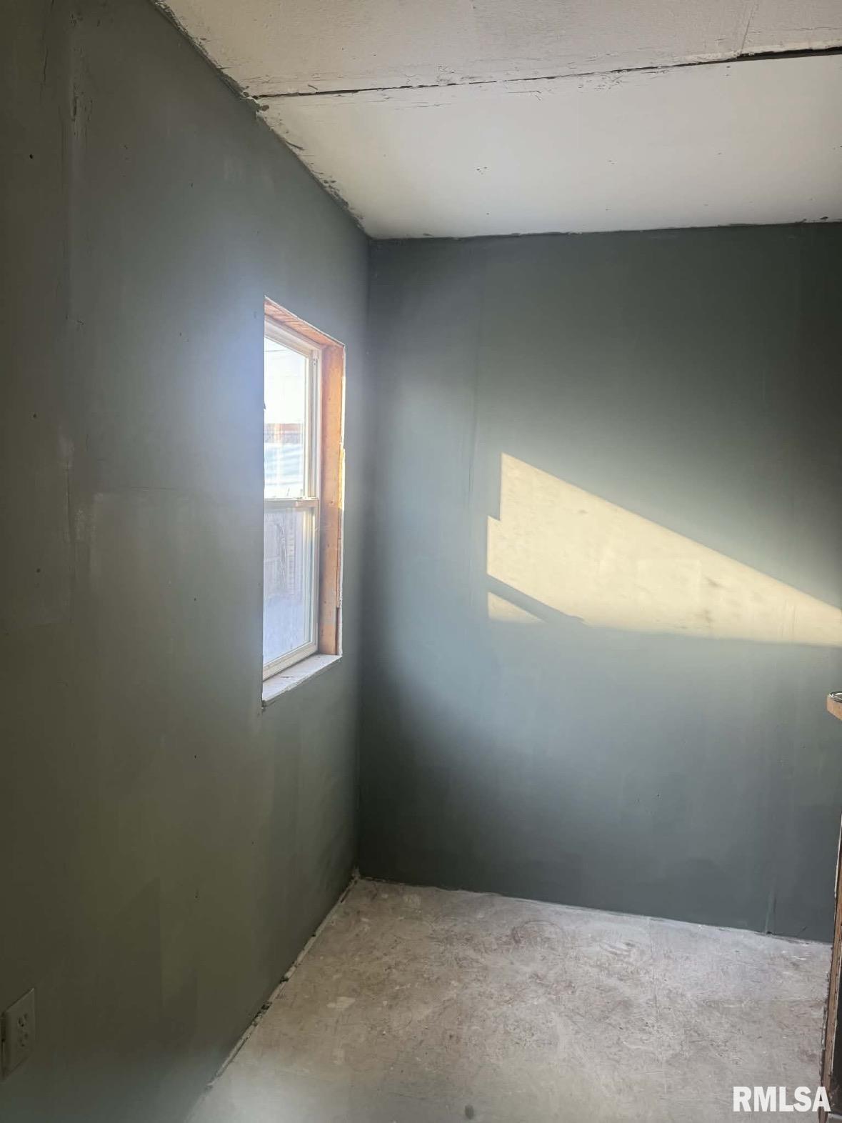 205 2nd Street South Pekin, IL 61564 - Photo 17 of 23