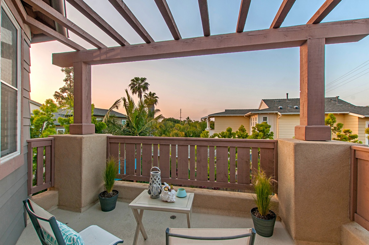 1946 Sheridan Road Encinitas, CA 92024 - Photo 22 of 25 Deck off master.