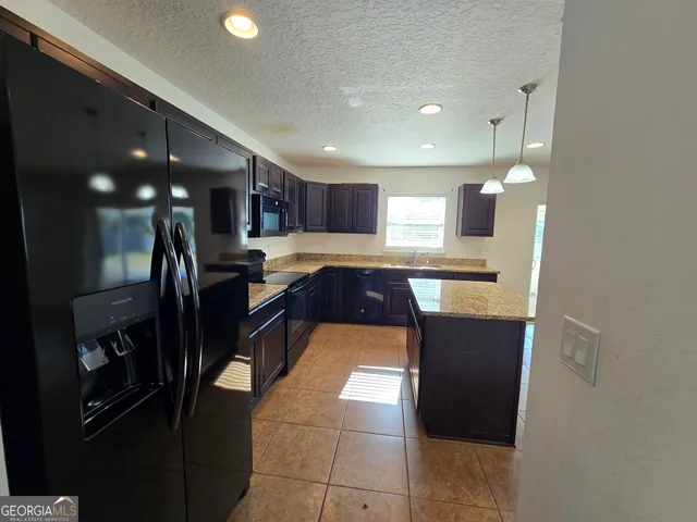 $2,350 | 127 Cedar Cir Drive, Kingsland, GA 31548