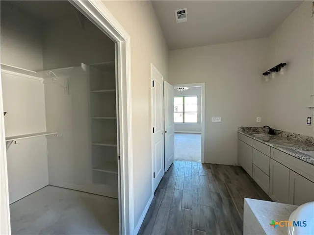 $415,000 | 2012 Yarrow Road, Temple, TX 76502