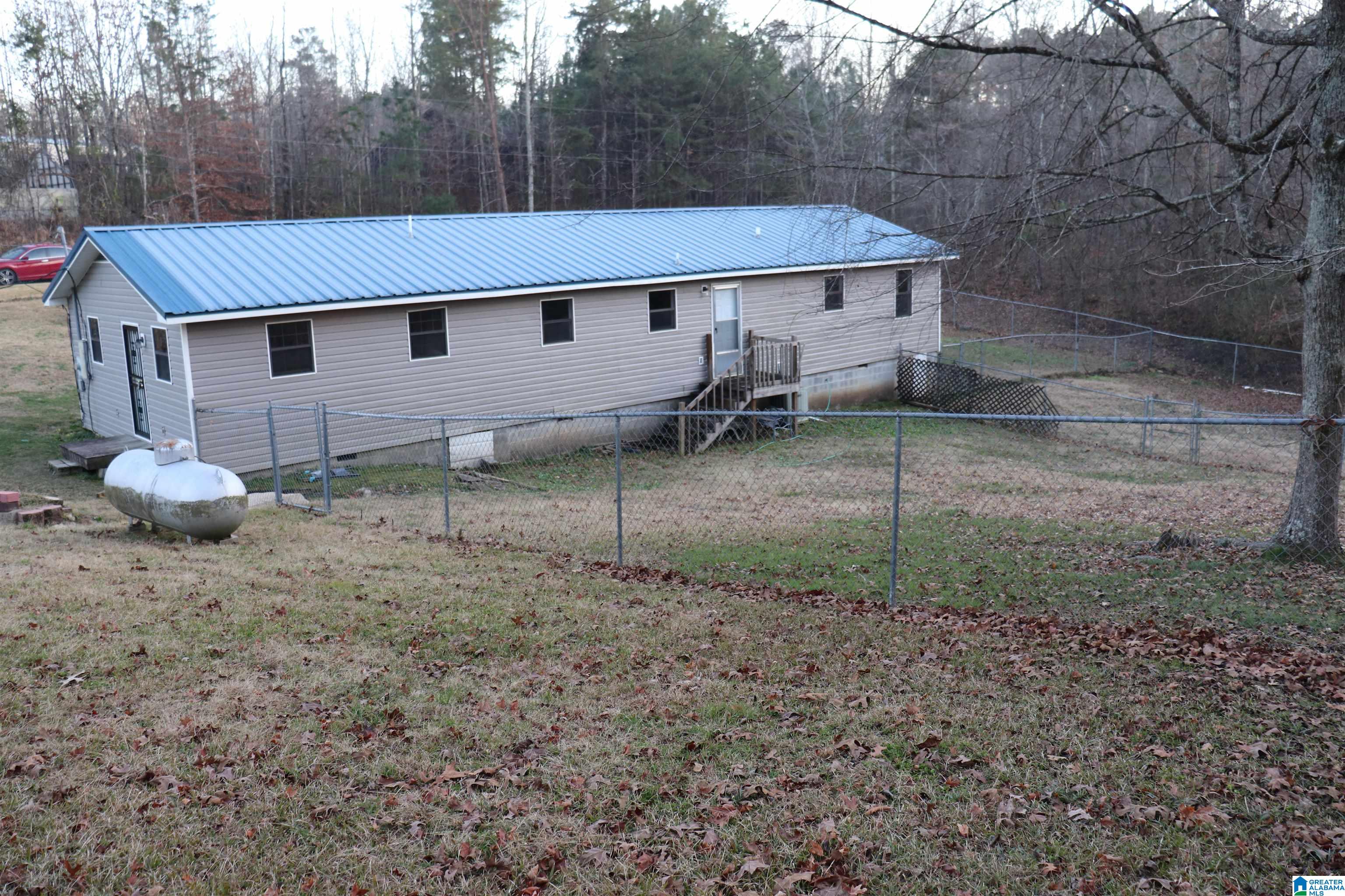 240 Sheffield Drive Oneonta, AL 35121 - Photo 11 of 34