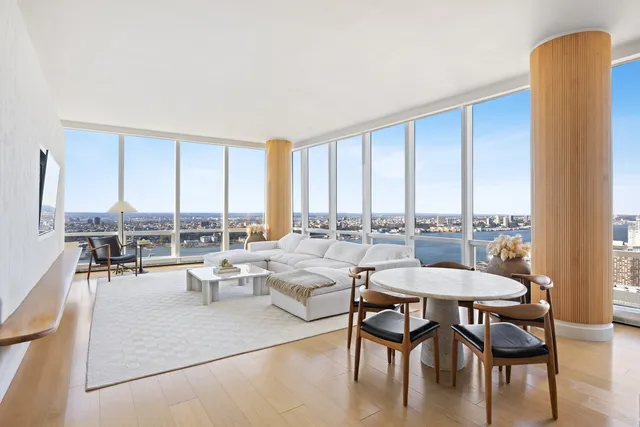 $4,595,000 | 15 Hudson Yards, Unit 64D | Hudson Yards
