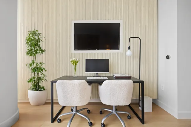 $4,595,000 | 15 Hudson Yards, Unit 64D | Hudson Yards