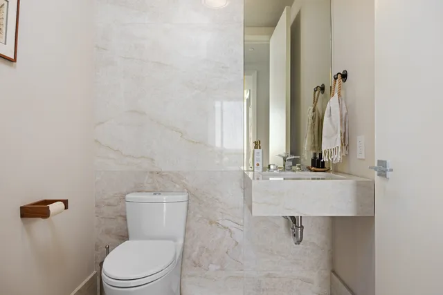 $4,595,000 | 15 Hudson Yards, Unit 64D | Hudson Yards