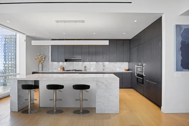 $4,595,000 | 15 Hudson Yards, Unit 64D | Hudson Yards