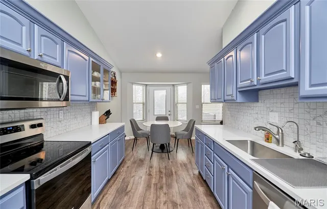 $285,000 | 50 Village Cir Drive, Winfield, MO 63389