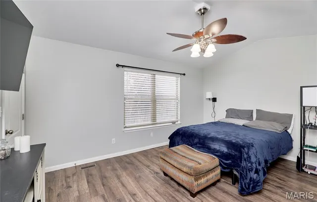 $285,000 | 50 Village Cir Drive, Winfield, MO 63389