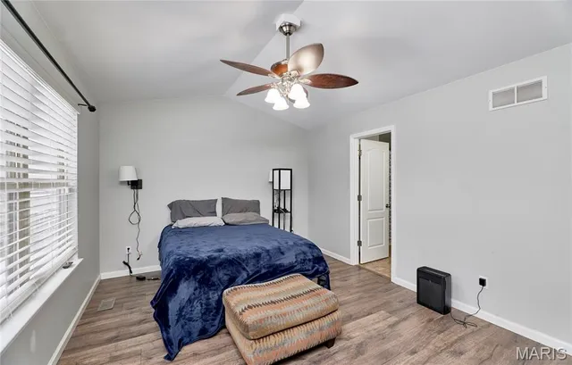 $285,000 | 50 Village Cir Drive, Winfield, MO 63389