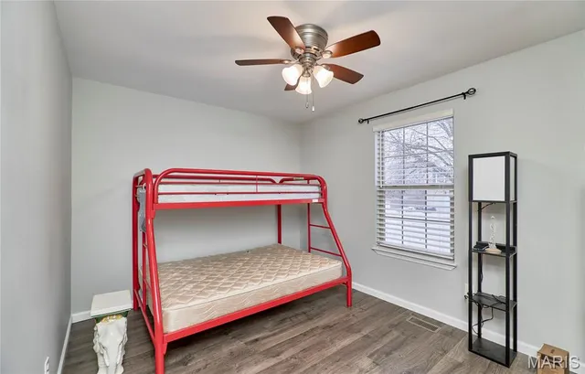 $285,000 | 50 Village Cir Drive, Winfield, MO 63389