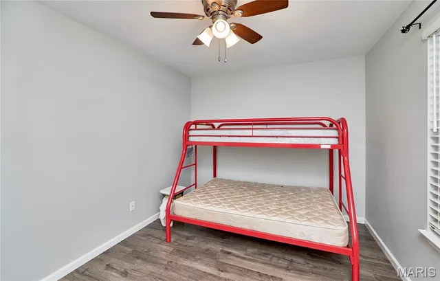 $285,000 | 50 Village Cir Drive, Winfield, MO 63389