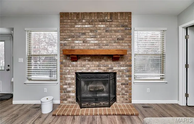 $285,000 | 50 Village Cir Drive, Winfield, MO 63389