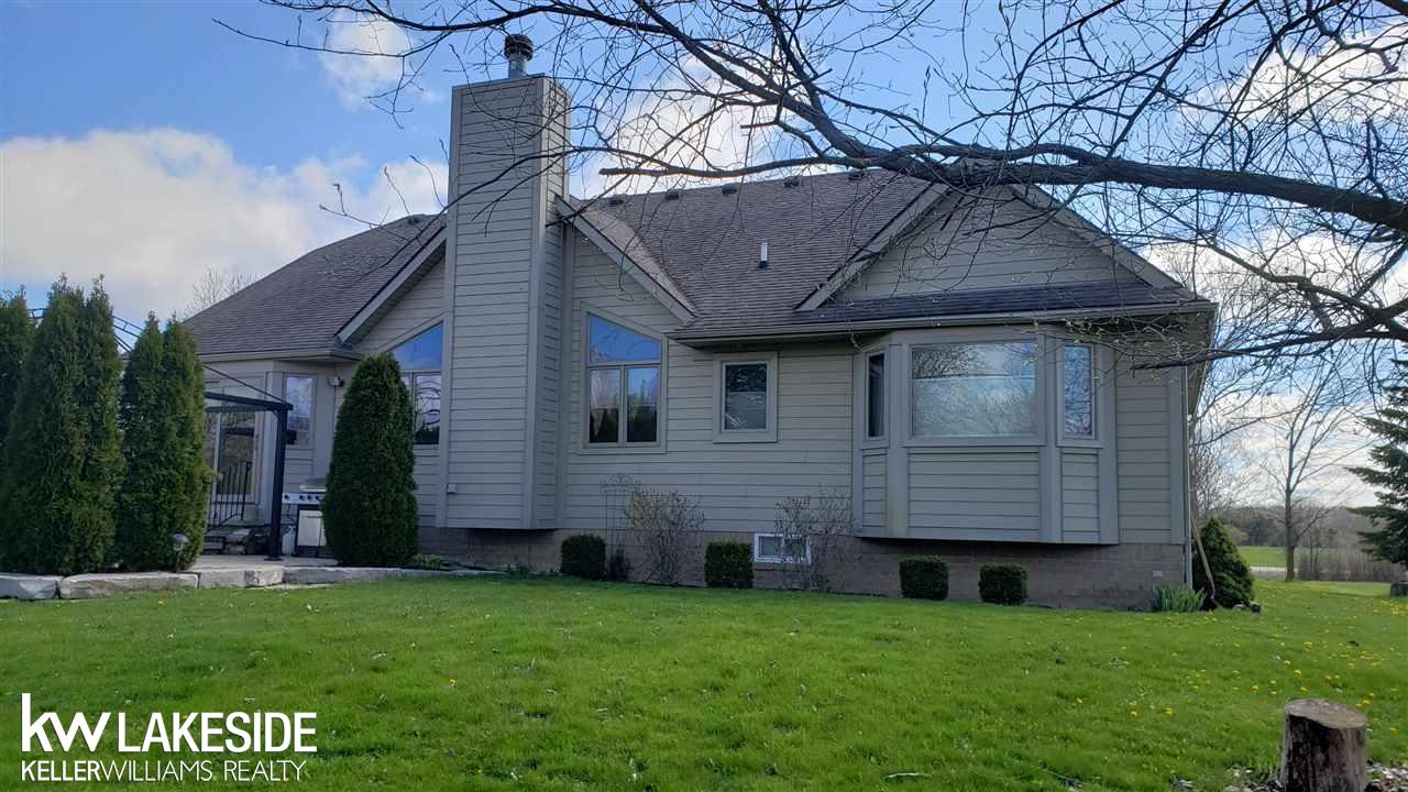 62335 Ray Center Road Ray, MI 48096 - Photo 35 of 38 50010143-34.JPG