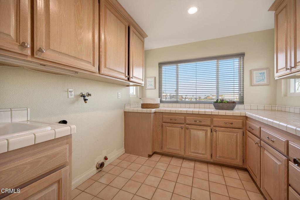 5114 Marlin Way Oxnard, CA 93035 - Photo 39 of 59