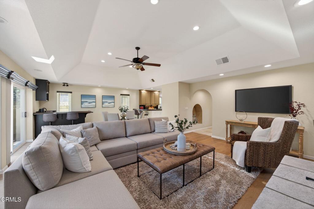 5114 Marlin Way Oxnard, CA 93035 - Photo 9 of 59