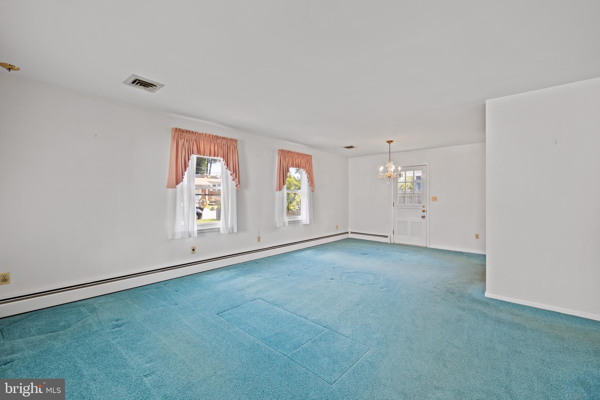 110 Spring Street Gaithersburg, MD 20877 - Photo 4 of 32 Gallery Image 4