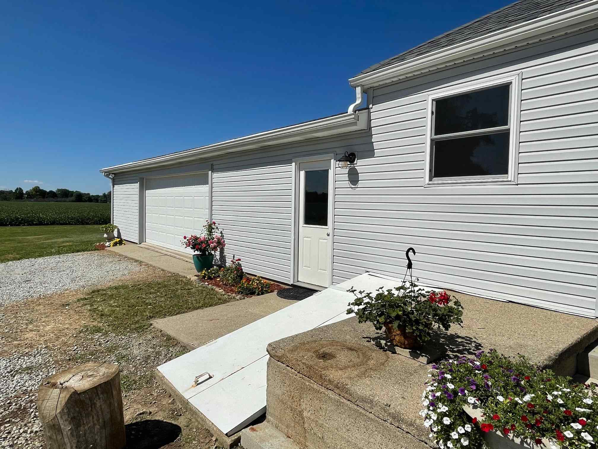 5225 East Station Road Roanoke, IN 46783 - Photo 26 of 28 Gallery Image 26