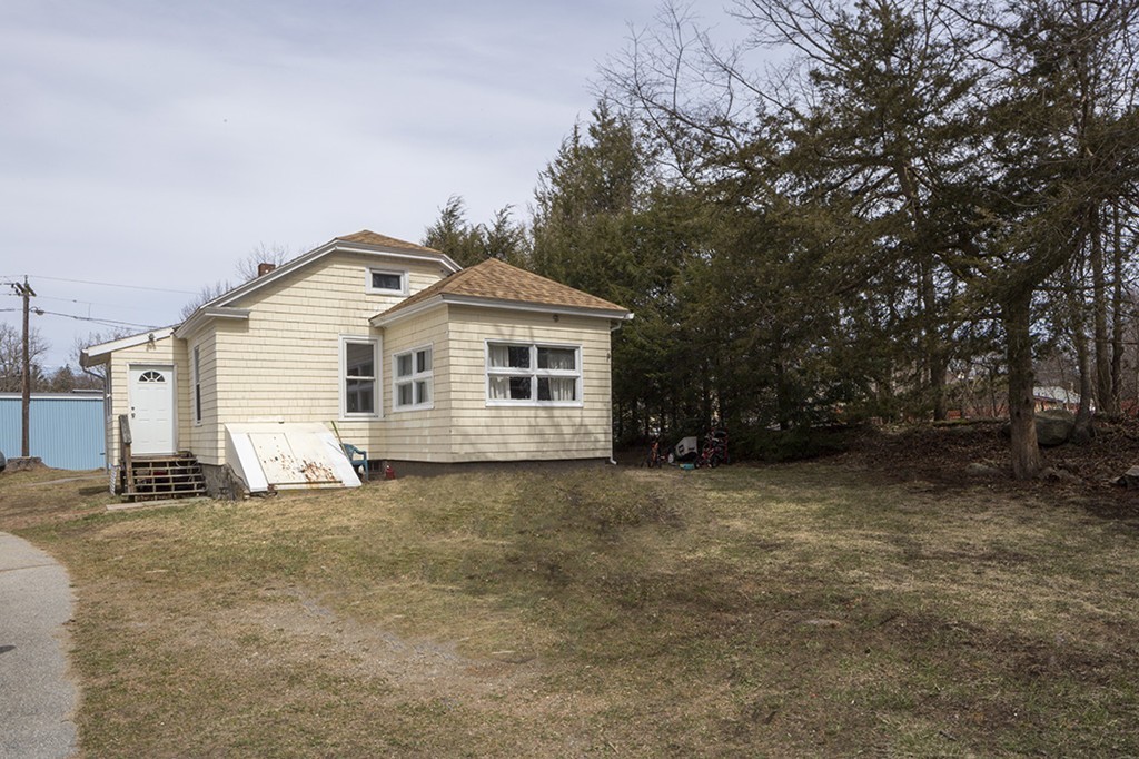 10 George Street Webster, MA 01570 - Photo 18 of 20 Gallery Image 18