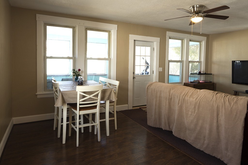 10 George Street Webster, MA 01570 - Photo 5 of 20 Gallery Image 5