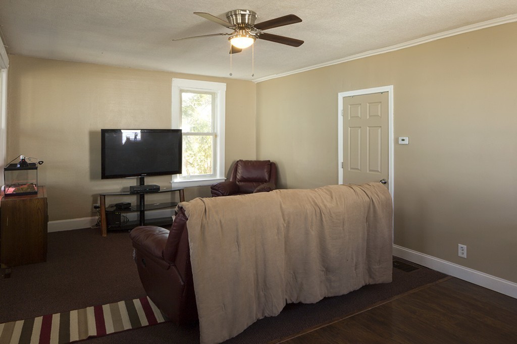 10 George Street Webster, MA 01570 - Photo 6 of 20 Gallery Image 6