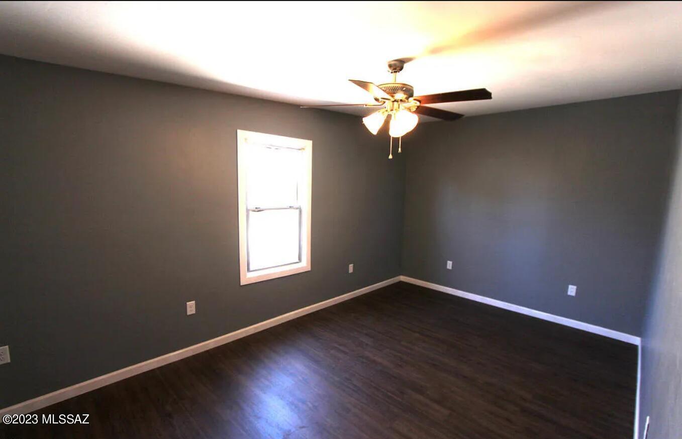 125 East Roger Road Tucson, AZ 85705 - Photo 7 of 15