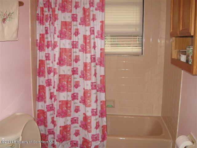 555 Cortez Road Lake Ariel, PA 18436 - Photo 20 of 25 Gallery Image 20