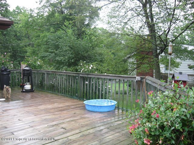 555 Cortez Road Lake Ariel, PA 18436 - Photo 6 of 25 Gallery Image 6
