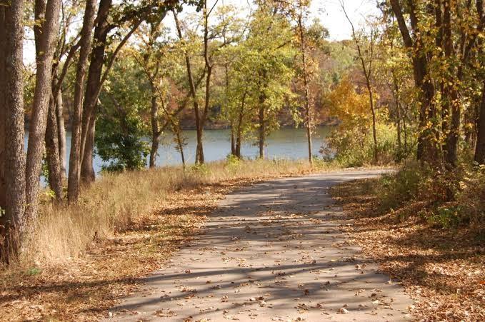 8982 Ginger Street Lenexa, KS 66227 - Photo 17 of 22